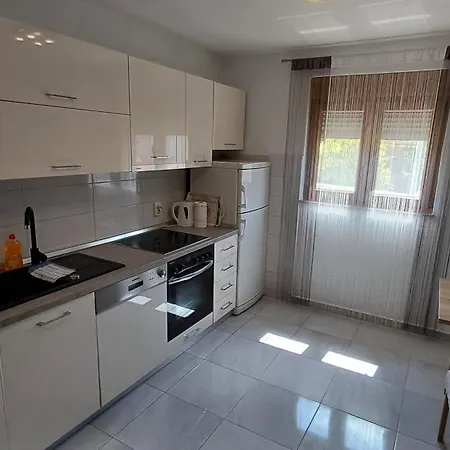 Apartman Leo